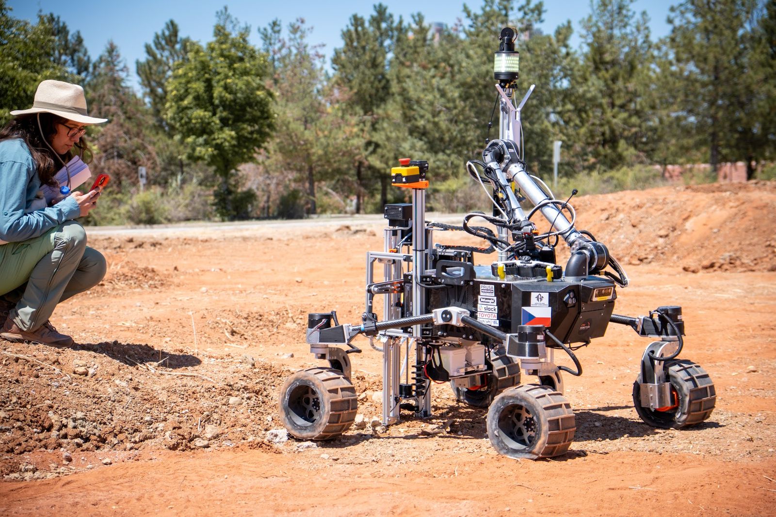 Perun Gen 3 taking a soil sample at the Anatolian Rover Challenge