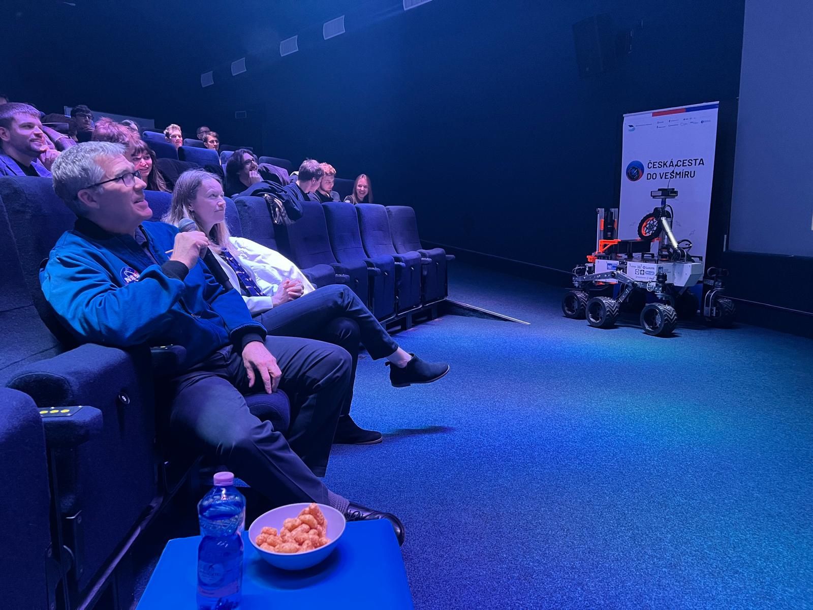 Conference with NASA astronaut Stephen Bowen image 3