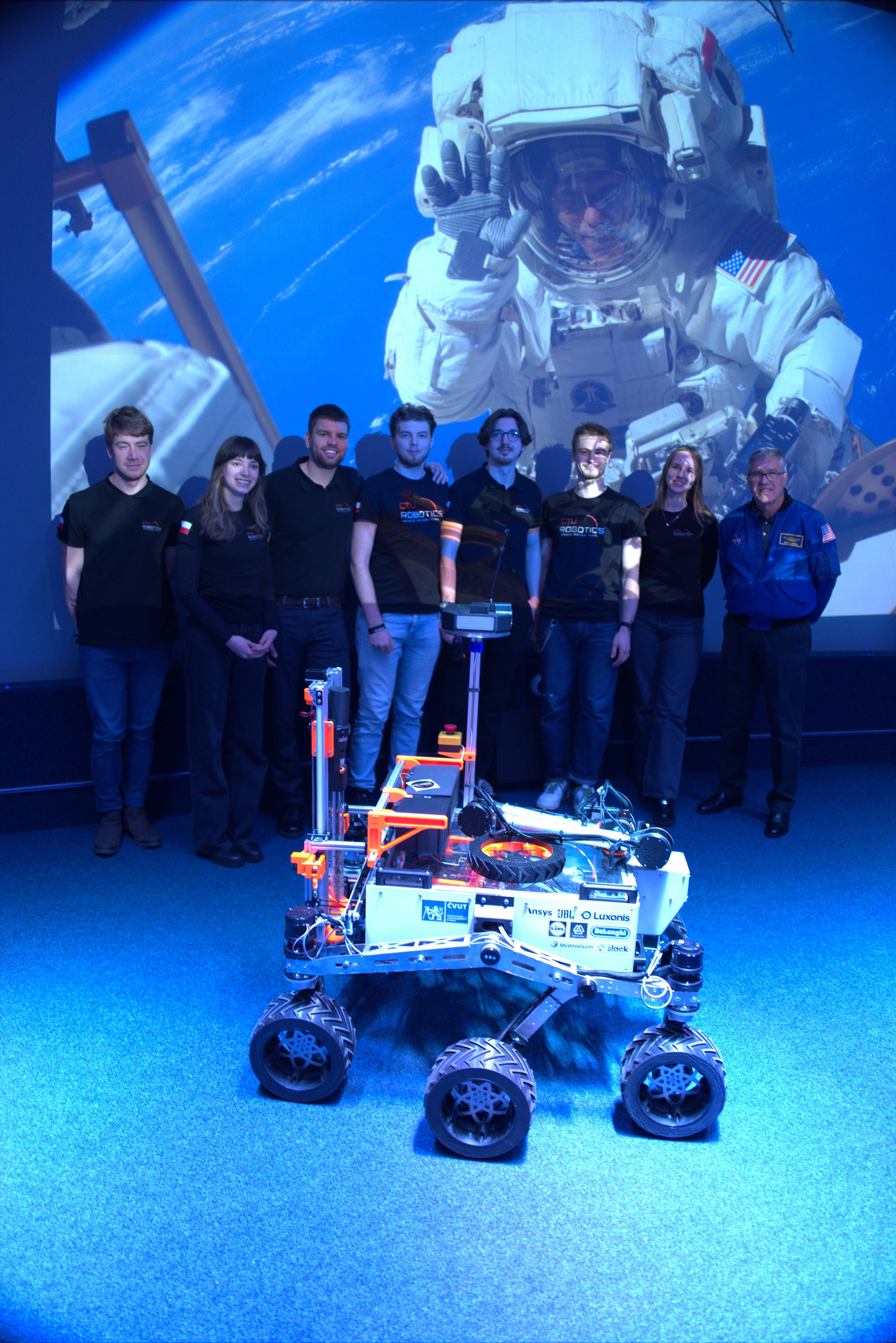 Conference with NASA astronaut Stephen Bowen image 2